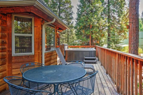 Shaver Lake Cabin with Hot Tub, Deck and Trail Access!